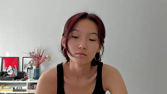 Snapshot of ailey_chao chatting on October 2025 03:14:02 AM ailey chao online show from October 2025 03:14:02 AM