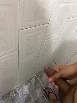 Snapshot of asrrael_22 chatting on December 2025 05:14:01 AM asrrael 22 online show from December 2025 05:14:01 AM