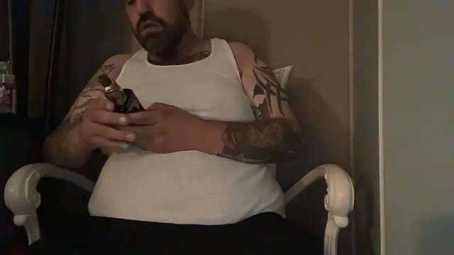 Snapshot of chubbycloudybottom chatting on June 2026 02:38:01 PM chubbycloudybottom online show from June 2026 02:38:01 PM