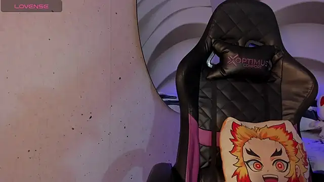 IamNayuta online show from September 2025 08:32:02 PM