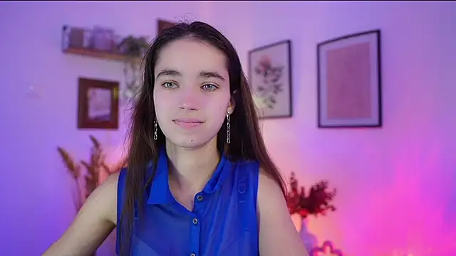 Gia Paige18 online show from October 2025 02:07:02 PM