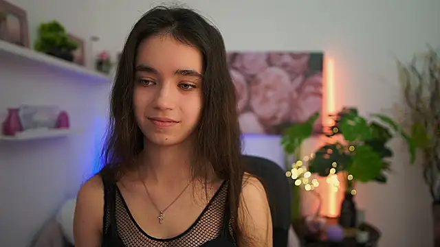 Gia Paige18 online show from February 2026 07:28:01 PM