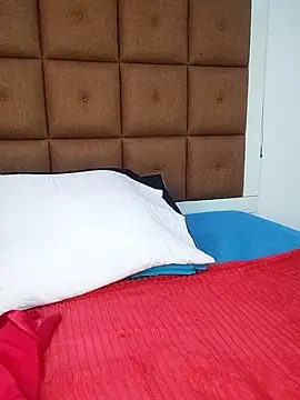 ELLA KELLY online show from September 2025 11:59:01 AM