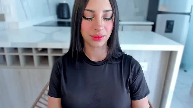 Snapshot of MelodyAdamss chatting on September 2025 05:56:02 PM MelodyAdamss online show from September 2025 05:56:02 PM