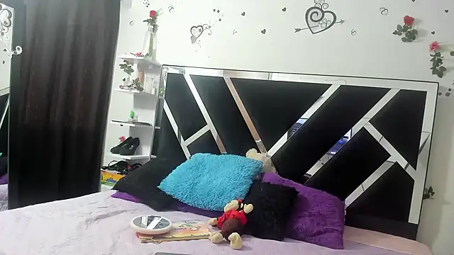 1lovelygirls online show from March 2025 12:04:02 PM