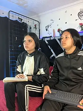 1lovelygirls online show from November 2025 12:22:02 PM