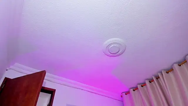 StarMilf online show from May 2026 12:37:02 PM