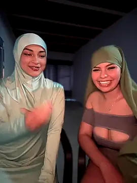 lalilamassu1 online show from September 2025 10:43:01 PM