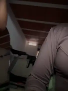 lalilamassu1 online show from April 2026 08:33:01 PM