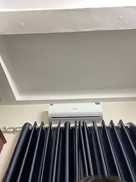 Snapshot of Louis_Baby chatting on March 2025 10:38:02 AM Louis Baby online show from March 2025 10:38:02 AM