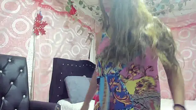 1julianasalazar online show from December 2024 04:37:02 AM