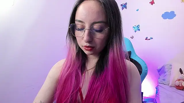 Snapshot of Julieta_cott chatting on January 2025 01:56:01 AM Julieta cott online show from January 2025 01:56:01 AM