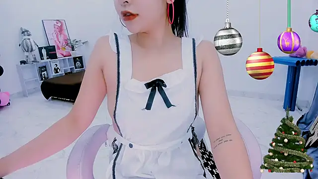 Snapshot of SexualStruggle chatting on December 2024 10:19:01 AM SexualStruggle online show from December 2024 10:19:01 AM