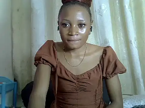 Snapshot of SpicyPetite chatting on March 2025 05:17:02 AM SpicyPetite online show from March 2025 05:17:02 AM
