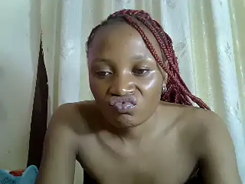 Snapshot of SpicyPetite chatting on March 2025 09:10:01 AM SpicyPetite online show from March 2025 09:10:01 AM