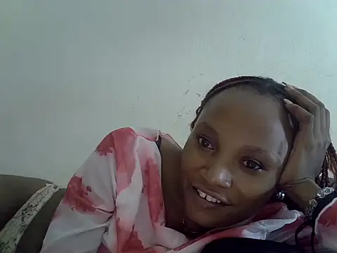 Snapshot of SpicyPetite chatting on September 2025 06:07:01 PM SpicyPetite online show from September 2025 06:07:01 PM