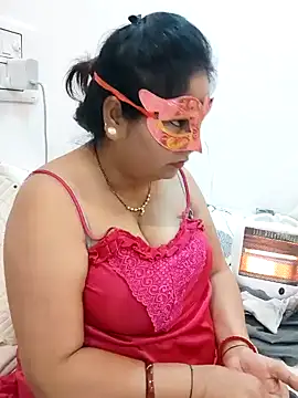 Snapshot of BBW_HOT_COUPLE chatting on December 2024 05:40:02 PM BBW HOT COUPLE online show from December 2024 05:40:02 PM