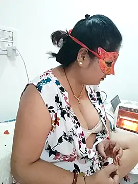 Snapshot of BBW_HOT_COUPLE chatting on January 2025 01:24:01 PM BBW HOT COUPLE online show from January 2025 01:24:01 PM