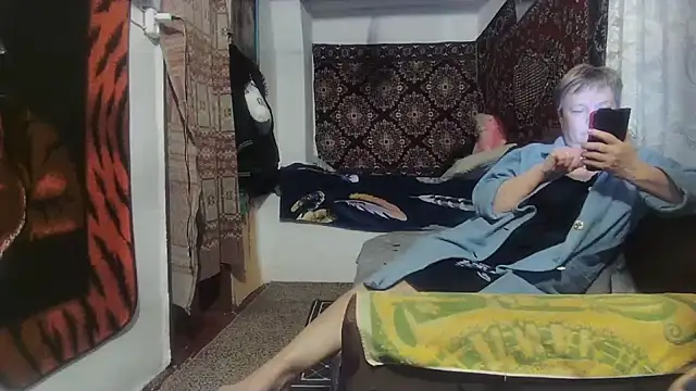 Snapshot of NataliiaRosa54 chatting on March 2025 09:58:01 PM NataliiaRosa54 online show from March 2025 09:58:01 PM