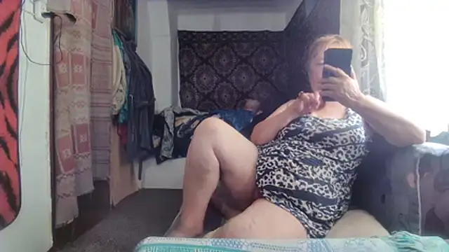 Snapshot of NataliiaRosa54 chatting on June 2026 01:04:01 PM NataliiaRosa54 online show from June 2026 01:04:01 PM