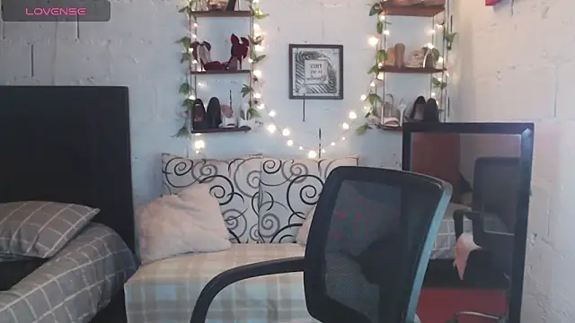 Snapshot of missrosario_stepmoan chatting on April 2026 12:40:01 PM missrosario stepmoan online show from April 2026 12:40:01 PM