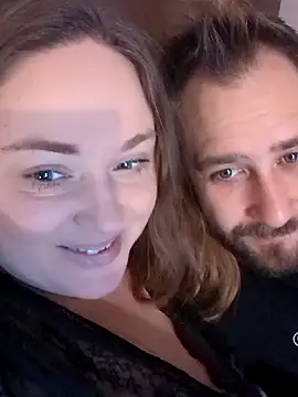 Snapshot of Curvyloveandhim chatting on December 2024 09:17:01 AM Curvyloveandhim online show from December 2024 09:17:01 AM