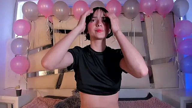 Snapshot of chrystal_js chatting on October 2025 01:21:02 PM chrystal js online show from October 2025 01:21:02 PM