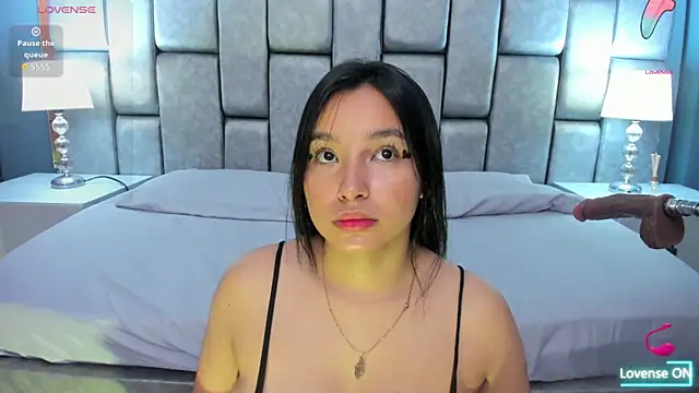 Snapshot of AniEvans_ chatting on June 2026 11:05:01 AM AniEvans online show from June 2026 11:05:01 AM