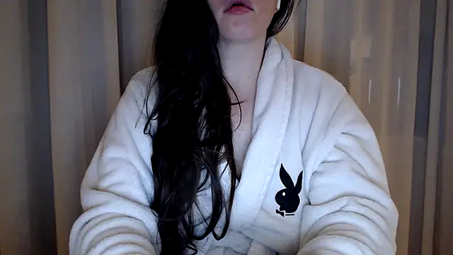 Snapshot of Sandysecret chatting on January 2025 08:07:01 PM Sandysecret online show from January 2025 08:07:01 PM