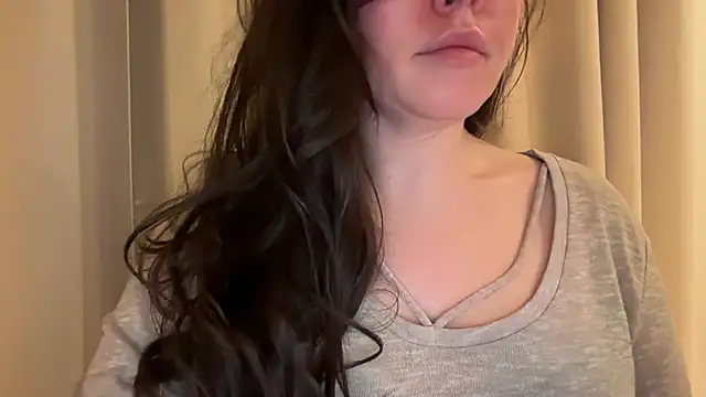 Snapshot of Sandysecret chatting on March 2026 08:04:02 PM Sandysecret online show from March 2026 08:04:02 PM