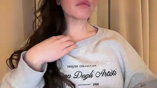 Snapshot of Sandysecret chatting on March 2026 09:10:01 PM Sandysecret online show from March 2026 09:10:01 PM