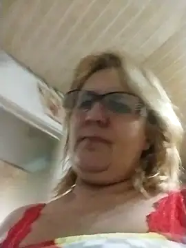 Forest-Lady online show from December 2025 06:58:01 PM