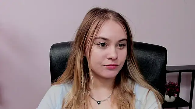 Snapshot of kitty_valeria chatting on February 2026 05:22:02 PM kitty valeria online show from February 2026 05:22:02 PM