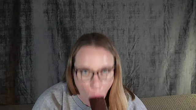 Snapshot of little_princess92 chatting on February 2025 10:59:01 PM little princess92 online show from February 2025 10:59:01 PM