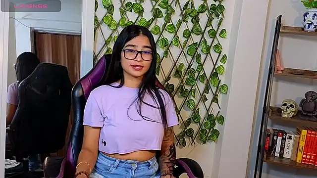 Snapshot of thalia_066 chatting on March 2025 02:49:02 AM thalia 066 online show from March 2025 02:49:02 AM