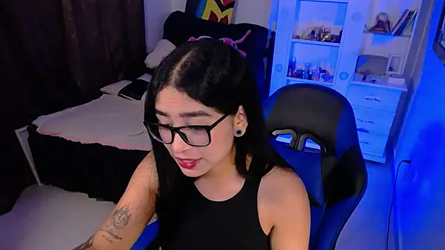 Snapshot of thalia_066 chatting on September 2025 08:45:02 PM thalia 066 online show from September 2025 08:45:02 PM