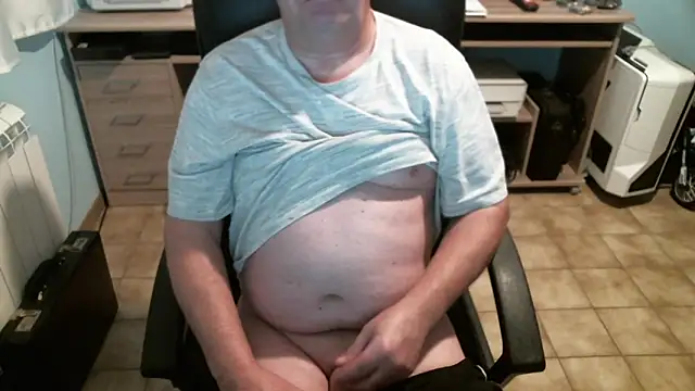 Snapshot of urick10500 chatting on December 2025 08:10:01 AM urick10500 online show from December 2025 08:10:01 AM