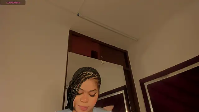 Samanntha Rose online show from February 2025 07:07:01 PM