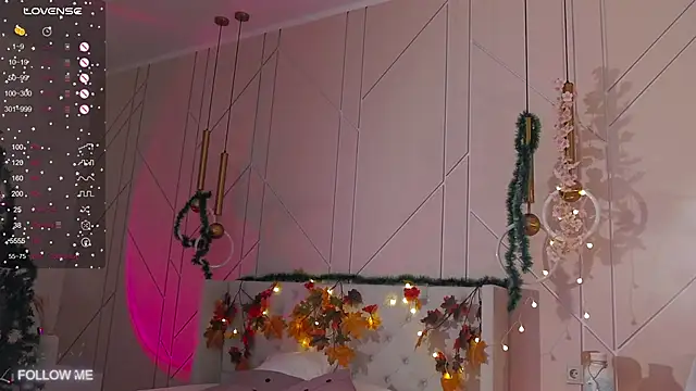 Lolly Neal online show from December 2024 11:22:02 AM