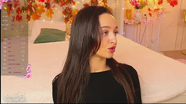 Lolly Neal online show from November 2025 04:54:02 AM