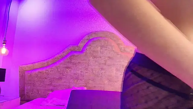 Victoria Adams14 online show from April 2026 03:37:02 AM