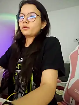 azumiichan online show from October 2025 11:56:02 PM