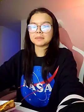 azumiichan online show from November 2025 12:13:02 AM