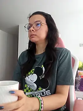 Snapshot of azumiichan chatting on March 2026 02:28:01 PM azumiichan online show from March 2026 02:28:01 PM