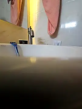 Snapshot of azumiichan chatting on April 2026 04:59:01 PM azumiichan online show from April 2026 04:59:01 PM