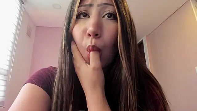 Snapshot of I_am_tori chatting on April 2026 10:01:02 PM I am tori online show from April 2026 10:01:02 PM
