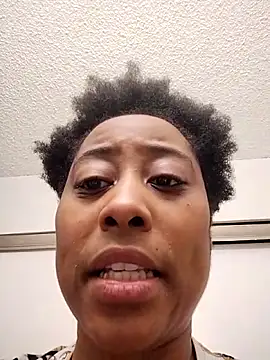 Lady Libra online show from April 2026 09:32:01 AM