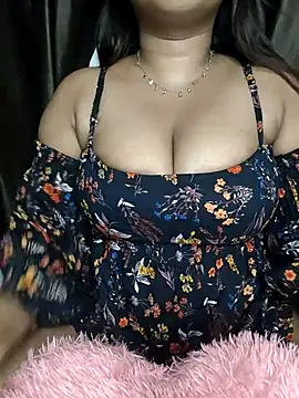 Snapshot of Soniya_776 chatting on September 2025 08:01:02 PM Soniya 776 online show from September 2025 08:01:02 PM