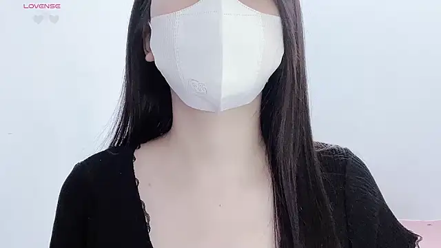 tanhxiu online show from November 2025 01:49:02 PM