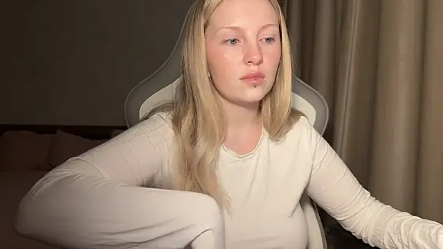 x ivy x online show from November 2025 04:07:01 PM